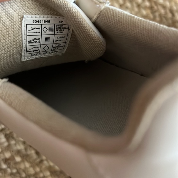 Hugo boss white shoes / sneakers size 9 or 42 - Picture 6 of 7